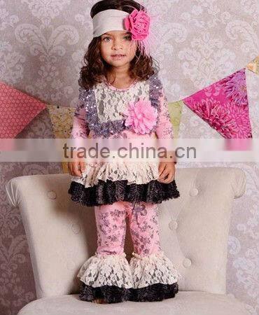 Gingerbread chrsistmas boutique outfits xmas gingerbread kids boutique sets persnickety red and green christmas ruffle outfits.