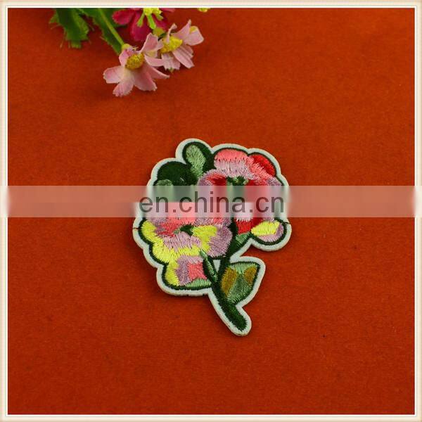 2016 hot sale appliques floral embroidery patches for garment