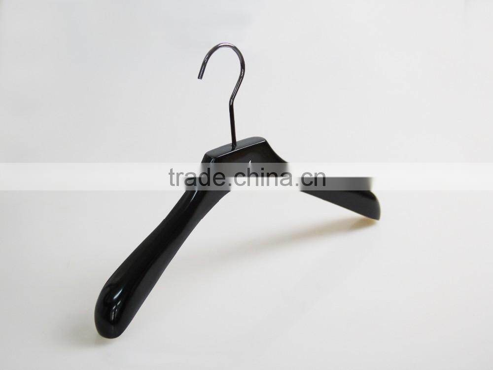 good quality black wooden top and pants hanger for clothes