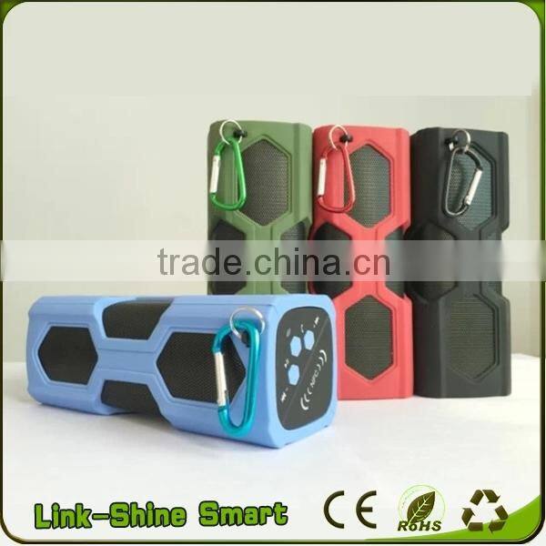 Multifunctional 2016 New Portable Wireless Waterproof Bluetooth Speaker with Powerbank And Flashlight