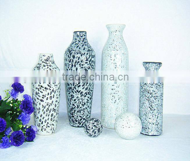 Lovely Mosaic glass vase with owl design