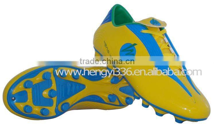 TPU FOOTBALL SHOES