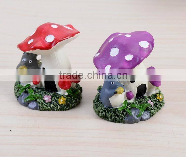 Polyresin garden decorative mushroom statues