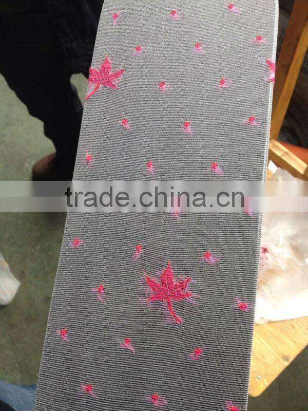 Automatic computerized high speed jacquard stocking machine