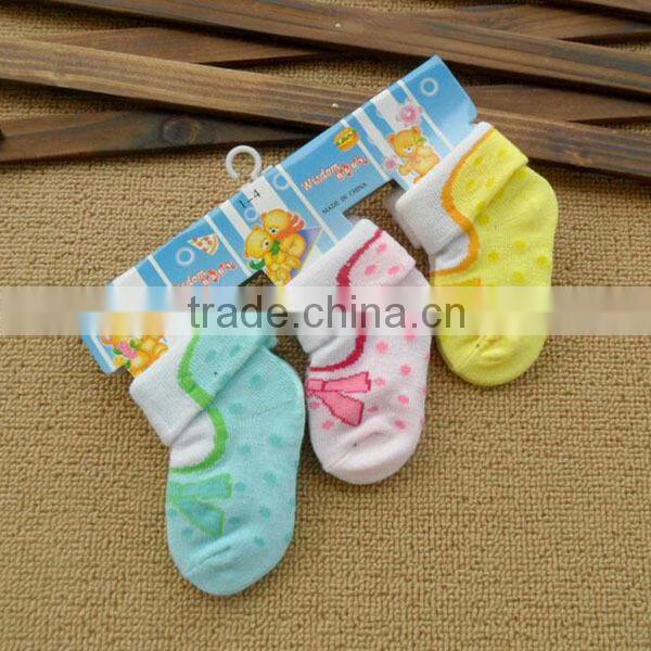 GSB-03 2015 3 pair pack cotton newborn baby socks with hand linking