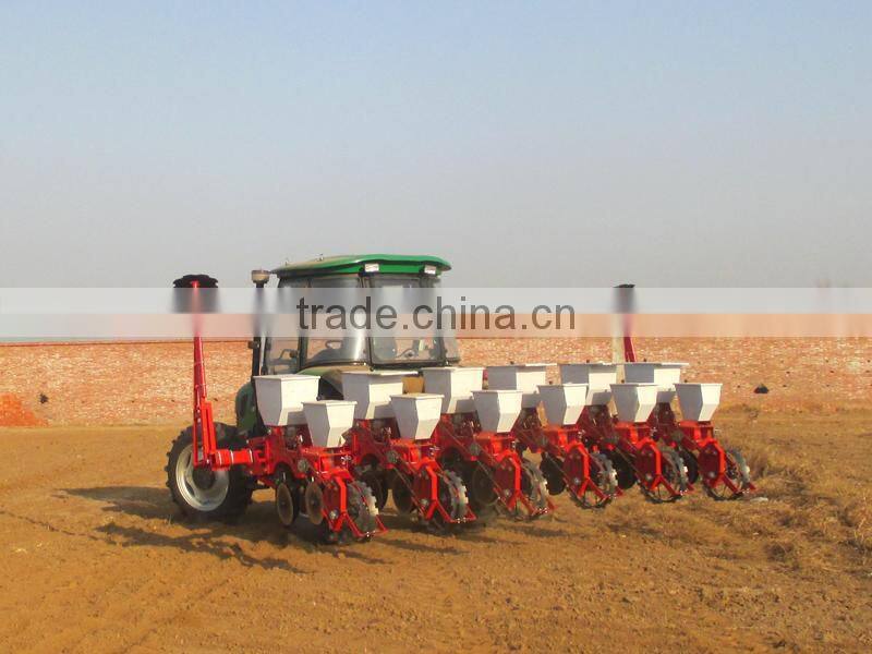 6 Rows 3 point tractor mounted corn seeder with fertilizer