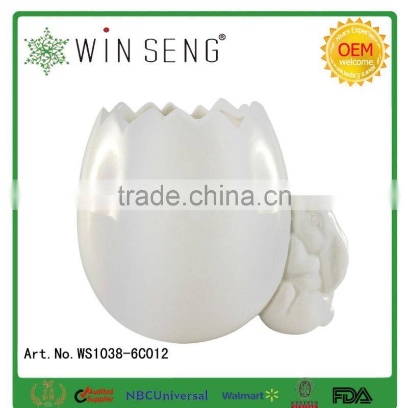 White Ceramic Rabbit design decorative ashtray