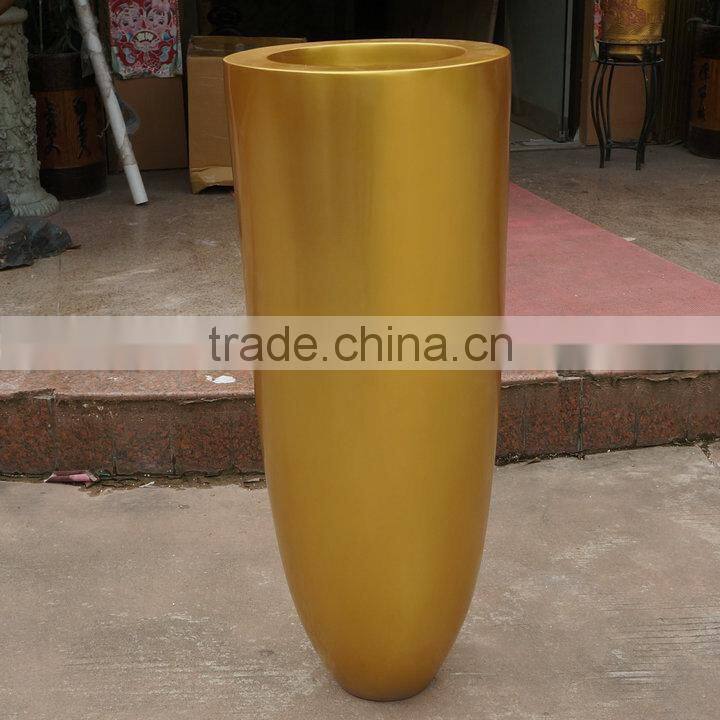 Giant round modern planter