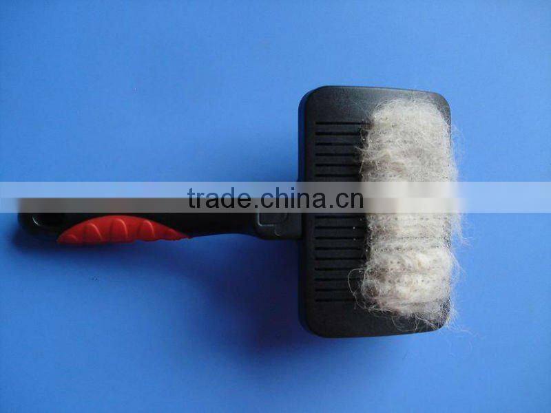 Self -cleaning Slicker Brush