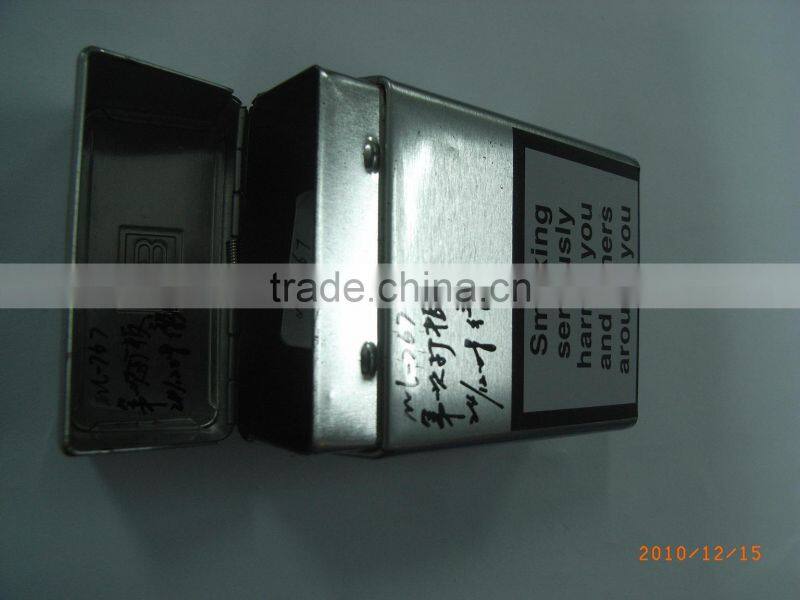 Cigarette tin box