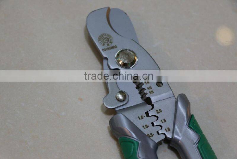 Berrylion 7" Multifunction Cable Cutter Crimping and wire stripper cable cutter