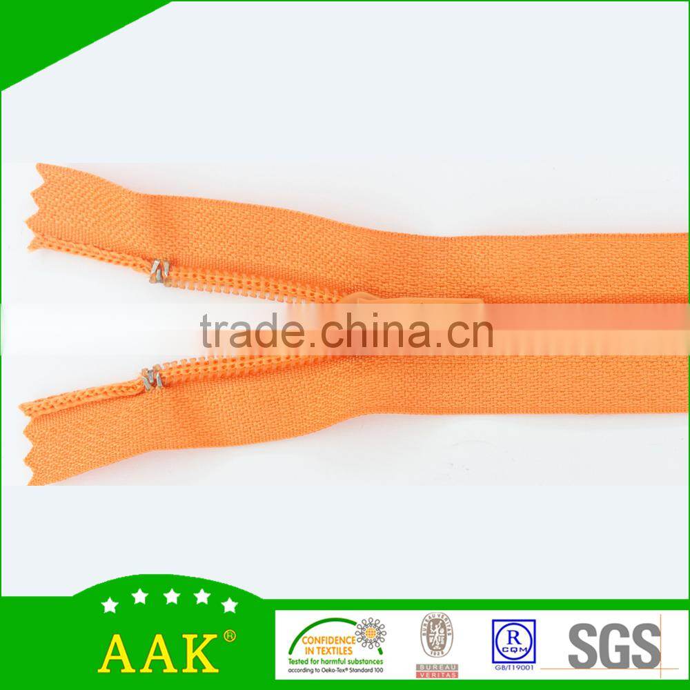 5# nylon coil teeth close end zipper with painting auto lock slider