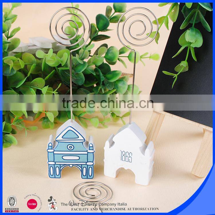 Yes shaped place card holder as wedding name card holder
