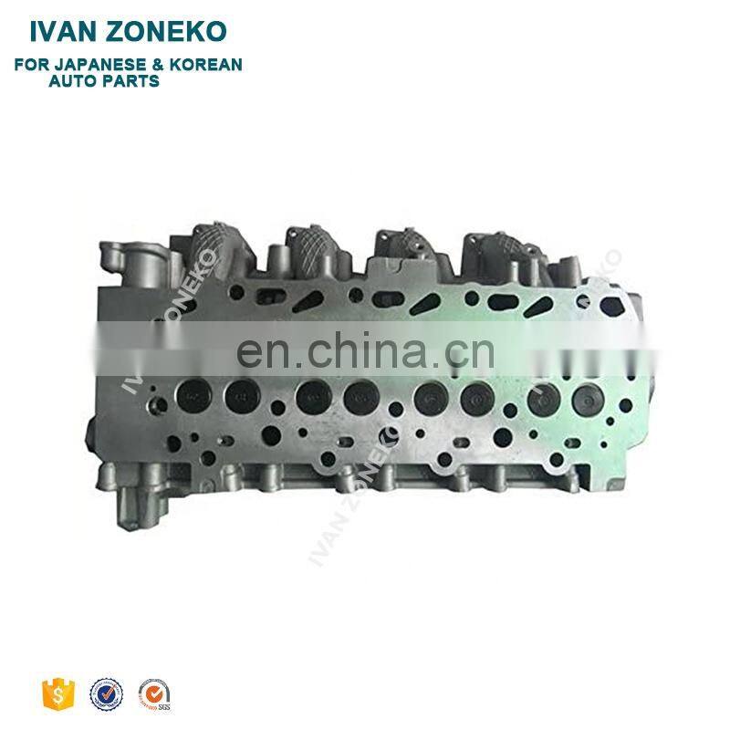 Quality And Quantity Assured High Performance Reliable Quality Engine cover 1005B453 For Mitsubishi