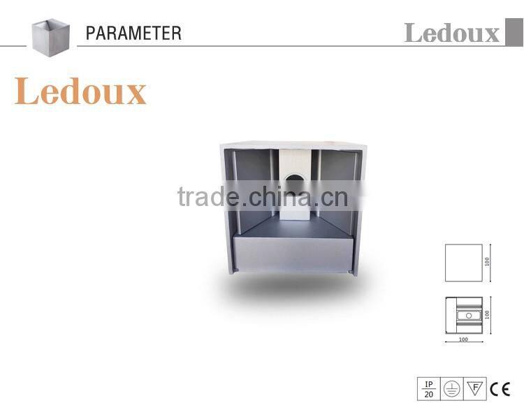 Adjustable/Unique/Hot sale modern indoor up and down wall light/led indoor up and down wall light