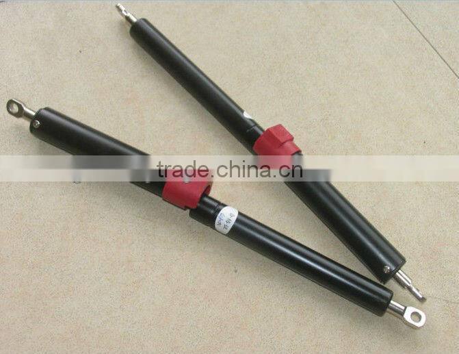 gas spring with shroud lock