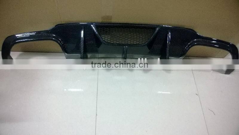 High quality Carbon fiber w204 V design diffuser rear lip for MB C-CLASS w204 c63 and AMG sport 2012~