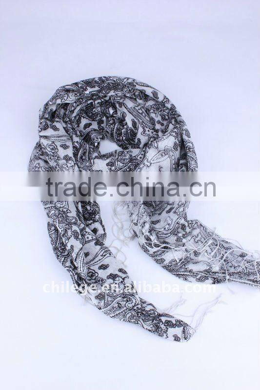 high quality printed wool/silk blend scarf and pashmina scarf display tudung scarf accessory hooded scarf with pendant bandelet