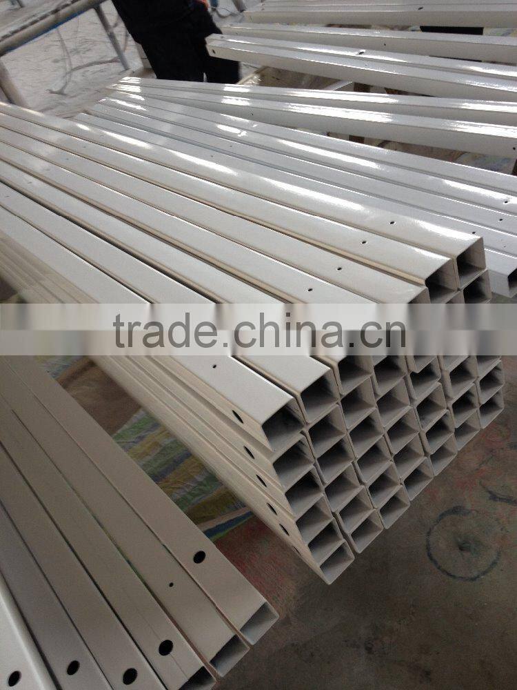 Electrostatic spray steel pipe for garden fence