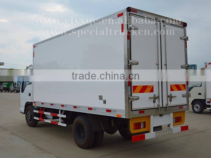 4x2 reefer truck refrigerated truck for sale