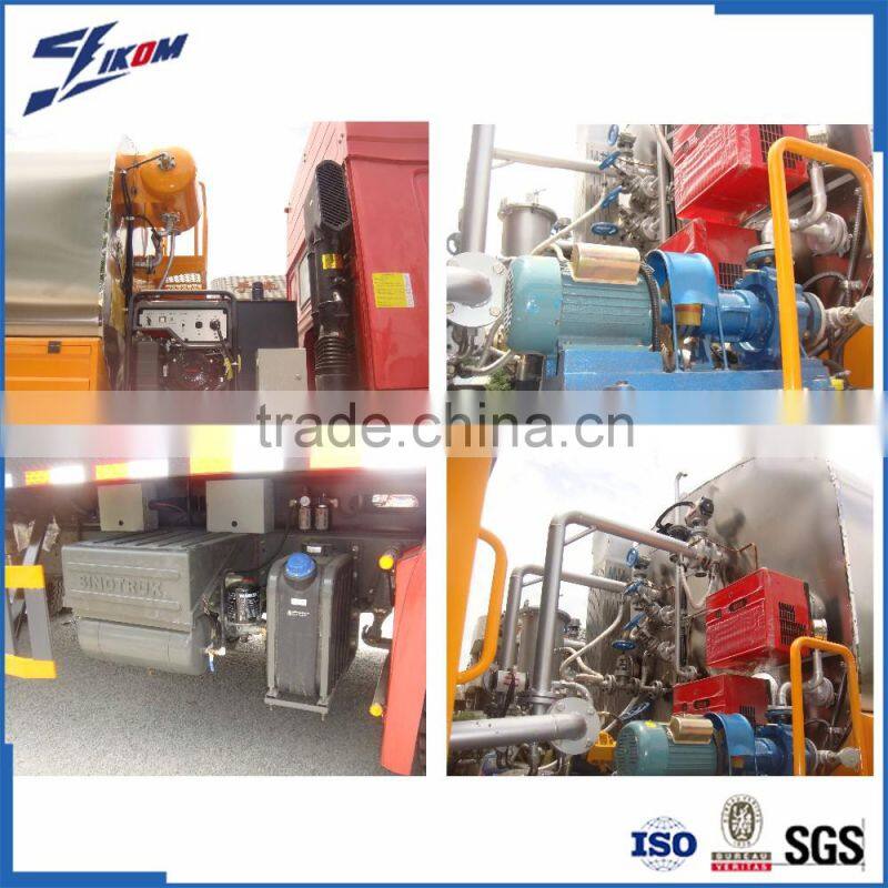 Howo China chip sealer truck road equipment suppliers
