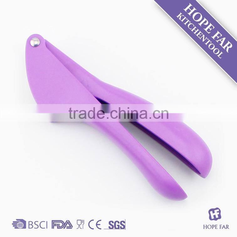 0600002 Purple color plastic garlic press
