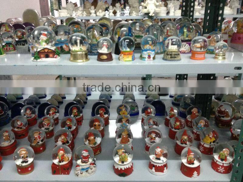 Custom plastic snow globe with photo insert