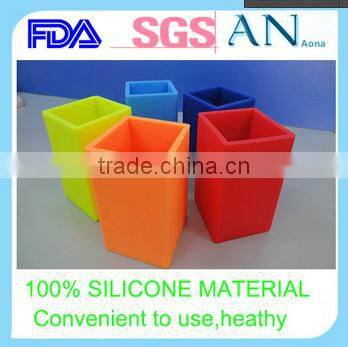2015 Fashion pen stander, silicone decorative cartoon holder,
