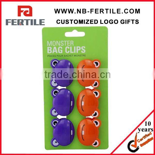 ZZY 215369 4pcs Plastic heart shape binder clip