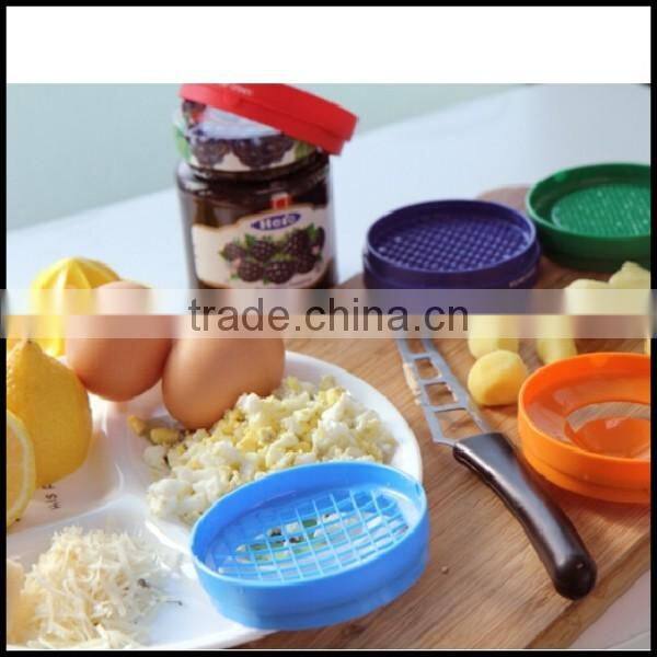 New hot Multi Slice Bottle Kitchen Tools Plastic Bin Multi Function Slice Grate Sift wholesale for sale factory