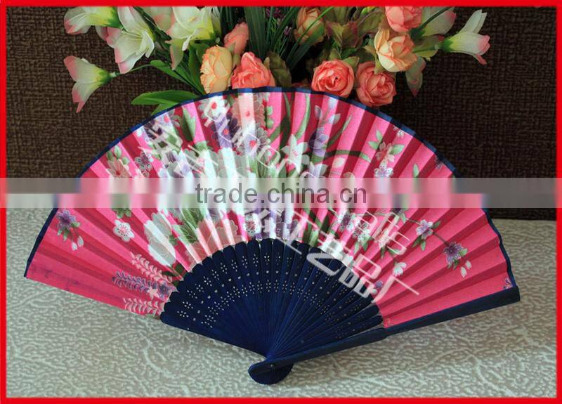 The existing fabric folding fan with bamboo ribs