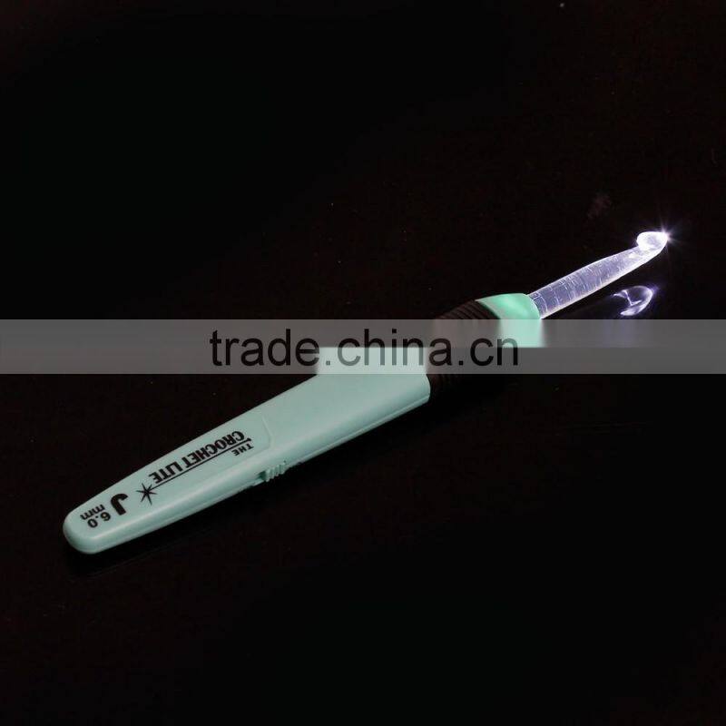 J6.0mm15.6x1.6cm Crochet Hook with Led light