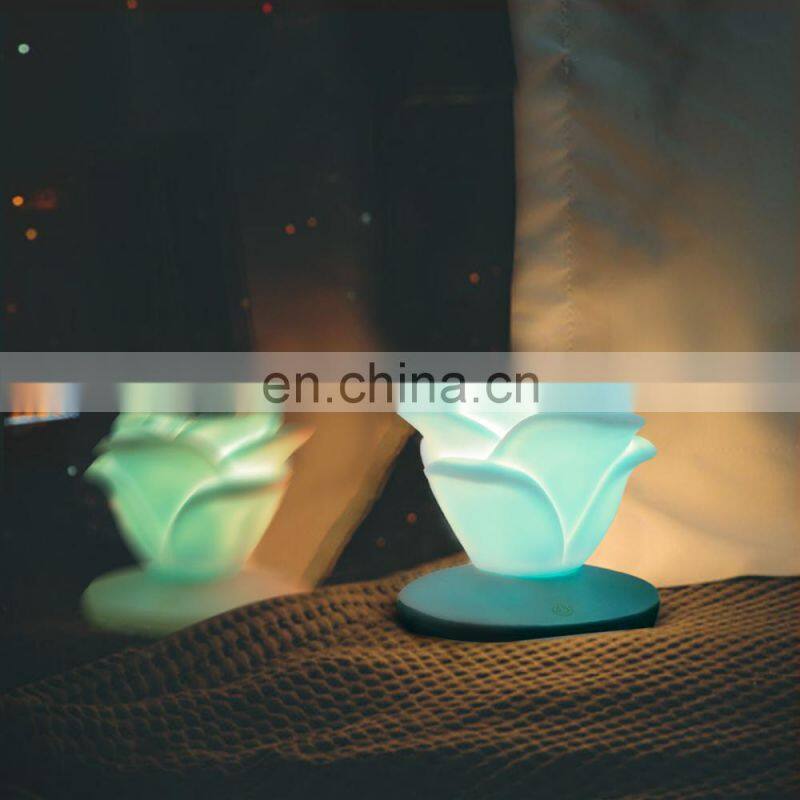 Battery powered rose shaped led light desk lamp for promotion gifts