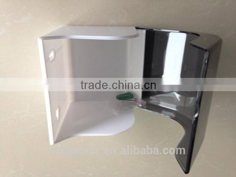 Plastic tissue holder B1