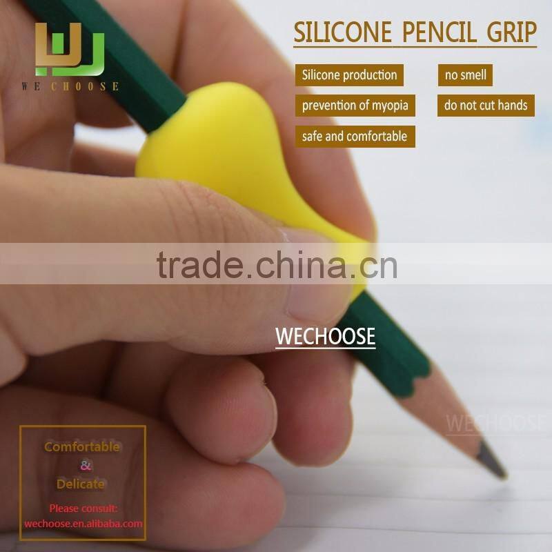 Safe and Comfortable silicone pencil grip help children holds a pen correctly Hot Selling handwriting helper