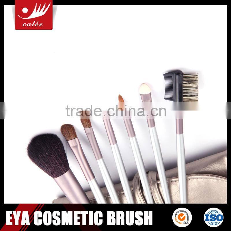 Fashionable design of 7 pcs makeup brush set with travel size