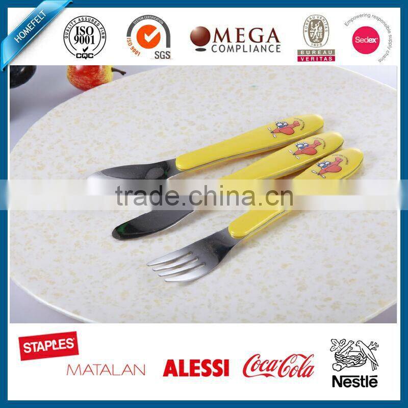 high quality kid's cutlery set stainless metal dinnerware plastic handle with lovely color
