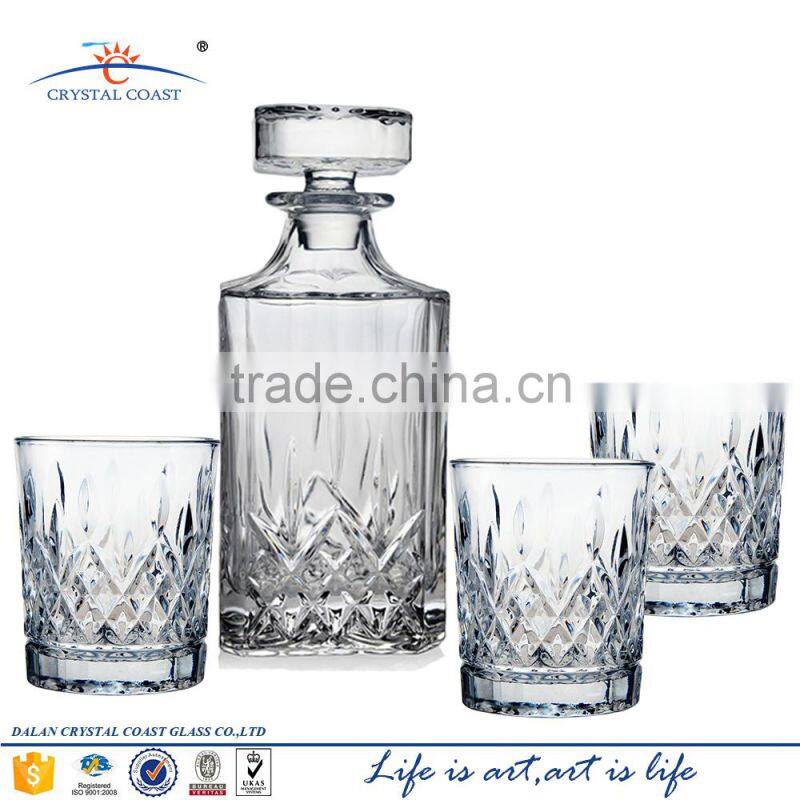 Custom wholesale empty 700ml wishky glass bottle