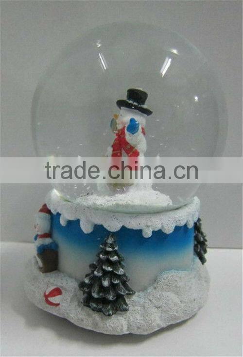 Artificial large resin glass snow water globes