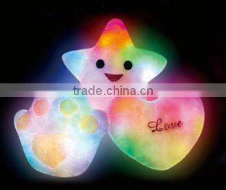 Supply fashion new design LED light cushion small order