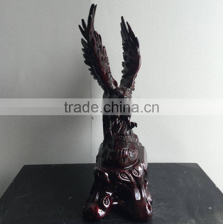 Resin figure of lanneret statue