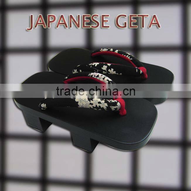 Traditional Lacquered Geta Sandals