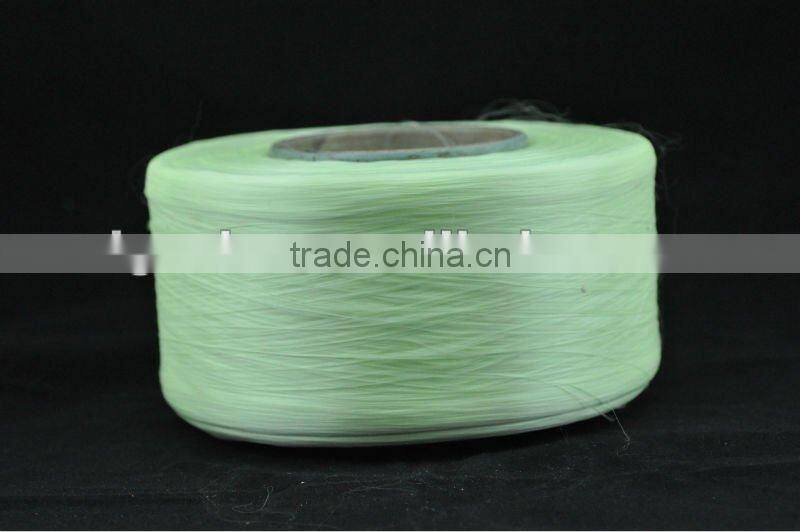Good quality customize polyester glow in the dark thread