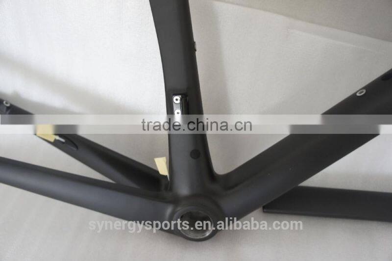 2016 hot sale disc brake bicycle road frame 700c full carbon SFR115-D