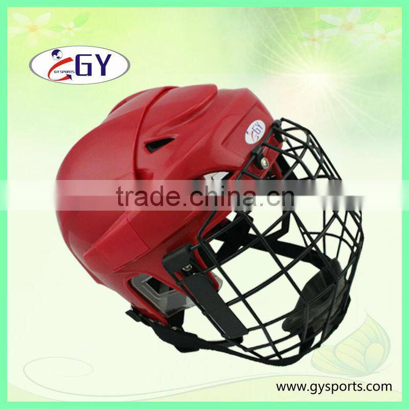 Ice hockey Players helmet with face mask lightweight and offers excellent visibility