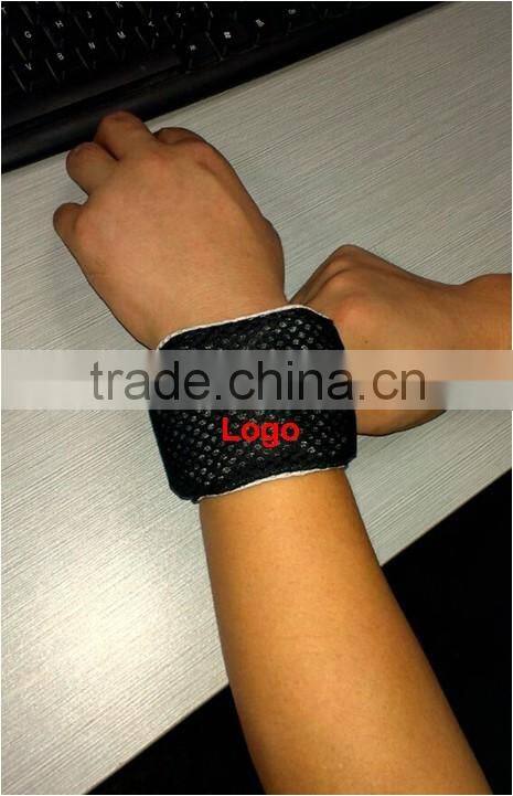 2014 New Design Sport Ice Gel Cooling Wristbands in wholesale