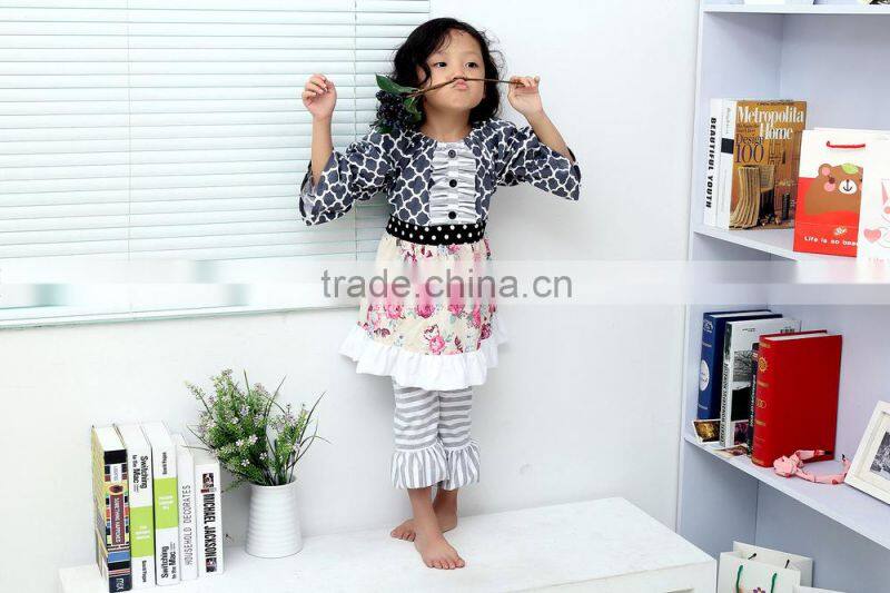 Classical two pieces infant kids clothing gray ruffle striped shorts newborn baby kids gift set hot sell baby girl fall cotton