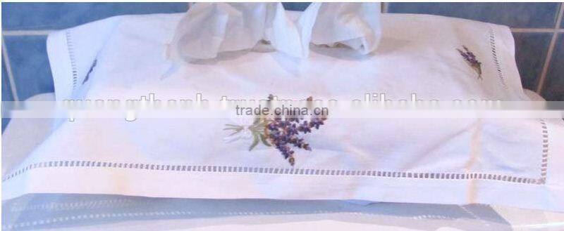 hand embroidery tissue box cover