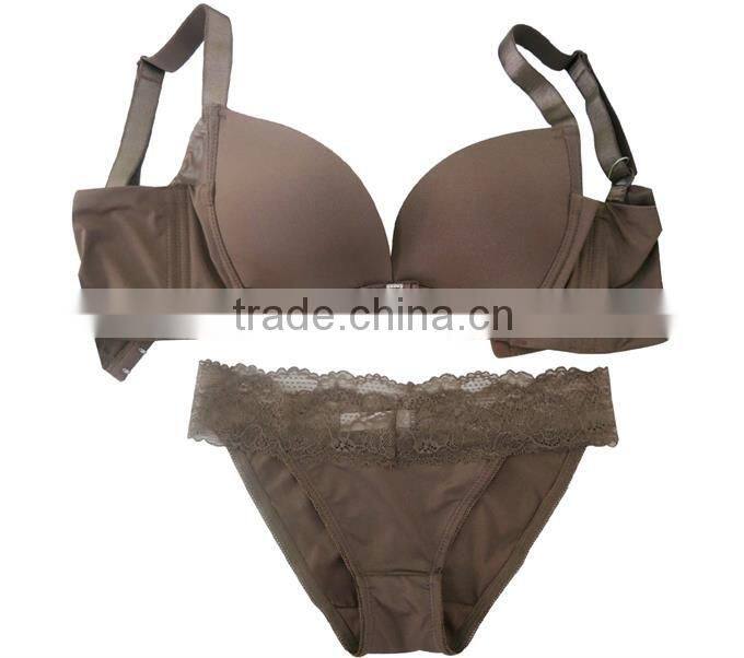 Factory Price Supersoft Seamless Bra and Brief Set (EBP260)