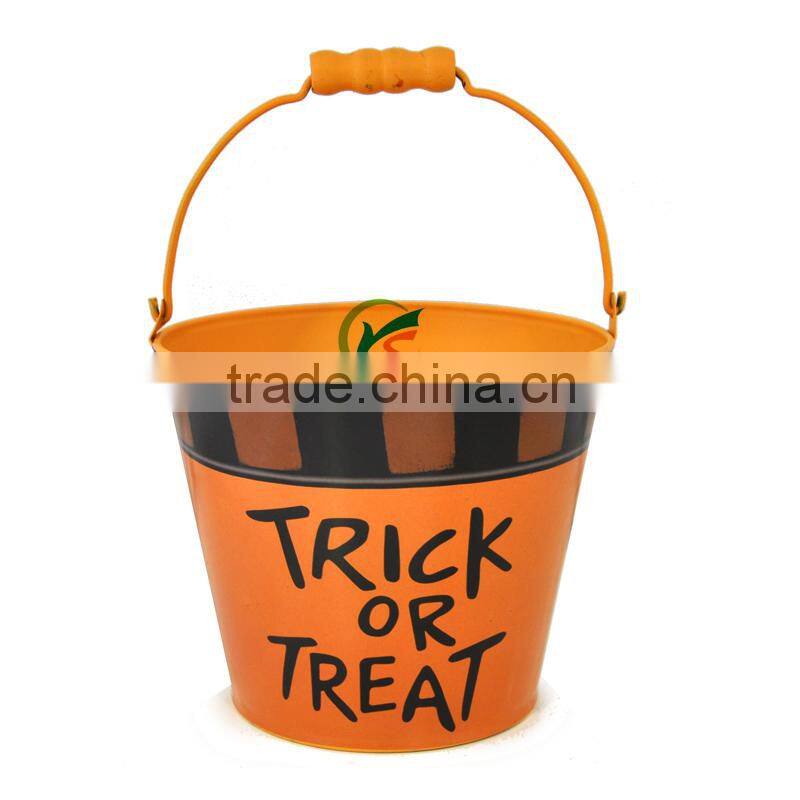 Mini galvanized metal round halloween bucket
